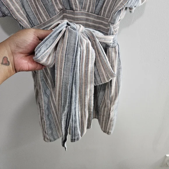 AMERICAN EAGLE Women's Striped Jumpsuit Romper Belted - Picture 5 of 14